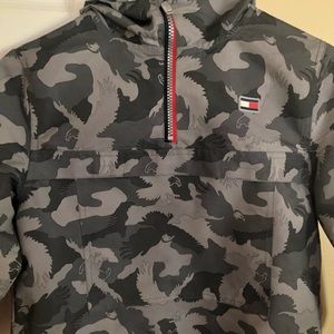Boys Tommy Hilfiger hooded windbreaker jacket. 8